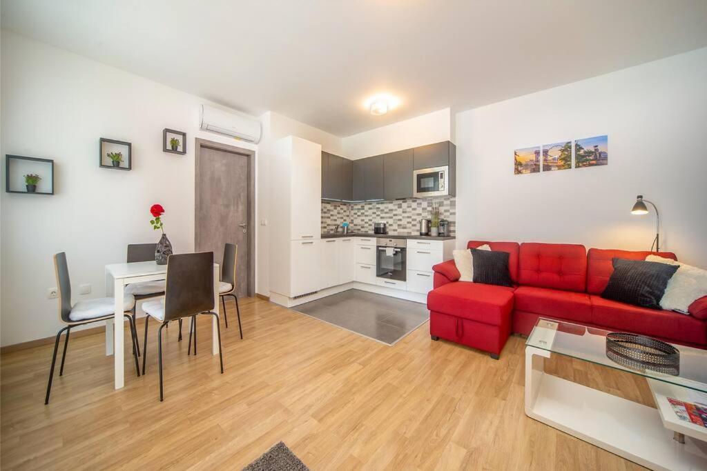 Grace Pine Apartment 1 ブダペスト エクステリア 写真