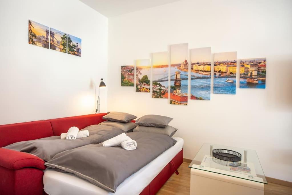 Grace Pine Apartment 1 ブダペスト エクステリア 写真